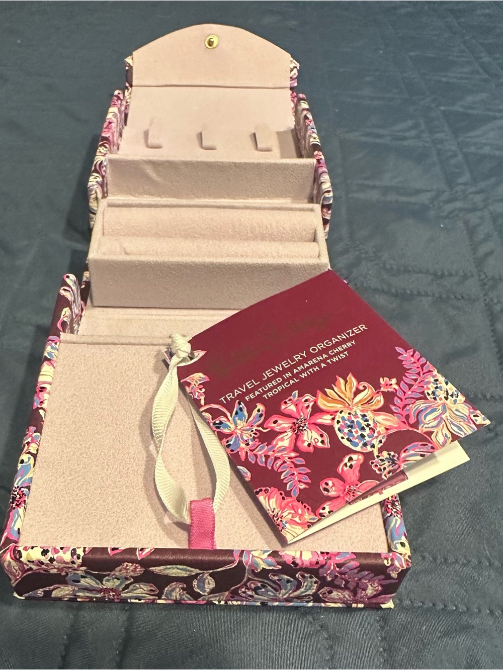 NWT Lilly Pulitzer Floral Jewelry case with 4 separate compartments - Picture 8 of 14